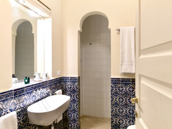 Sicily Ten Bedroom Estate with Pool & Tennis Court