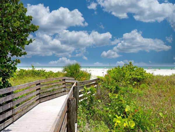 Steps to Beach Lido Key Vacation Home Two Bedroom