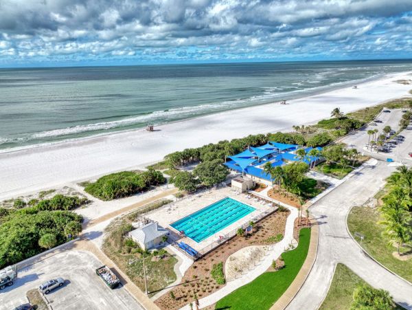 Steps to Beach Lido Key Vacation Home Two Bedroom