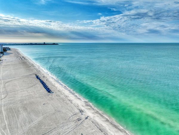 Steps to Beach Lido Key Vacation Home Two Bedroom