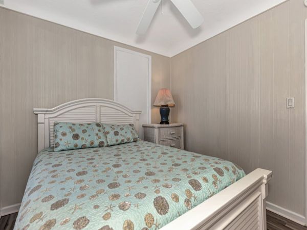 Steps to Beach Lido Key Vacation Home Two Bedroom