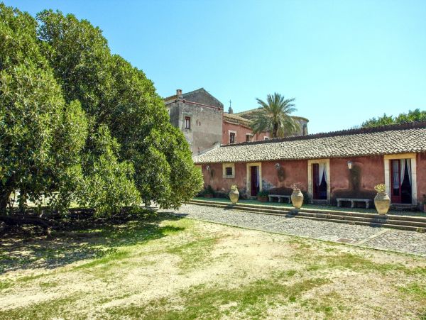 Magnificent Historical Sicilian Villa Main House & 2 Annexes
