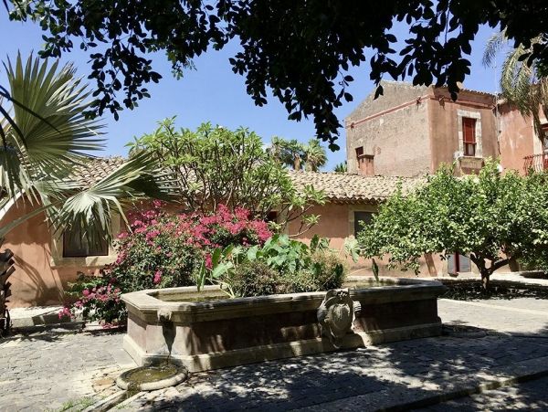 Magnificent Historical Sicilian Villa Main House & 2 Annexes