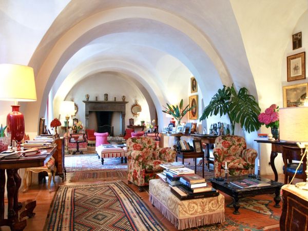 Magnificent Historical Sicilian Villa Main House & 2 Annexes