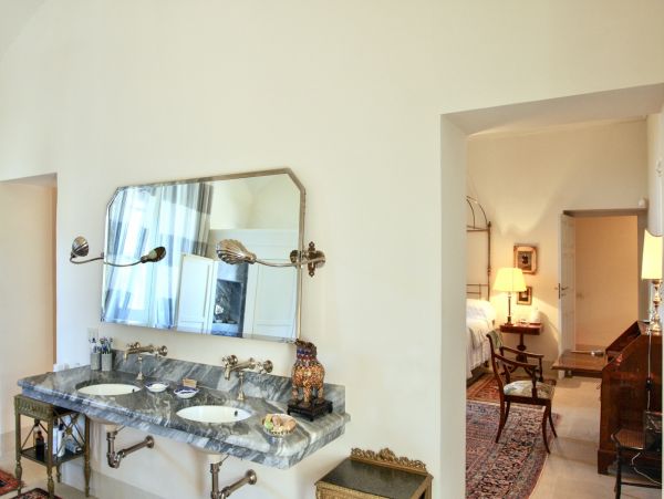 Magnificent Historical Sicilian Villa Main House & 2 Annexes