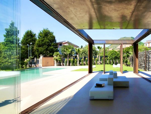 Sicily Four Bedroom Luxury Vacation Villa in the Wine Region