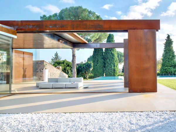 Sicily Four Bedroom Luxury Vacation Villa in the Wine Region
