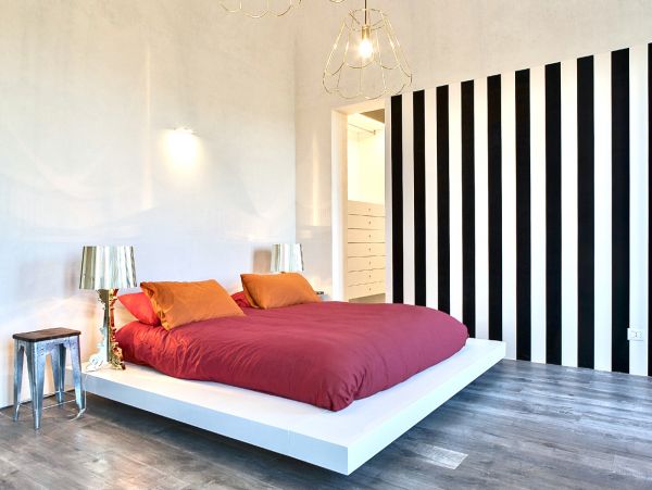 Sicily Four Bedroom Luxury Vacation Villa in the Wine Region