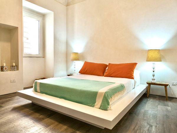 Sicily Four Bedroom Luxury Vacation Villa in the Wine Region