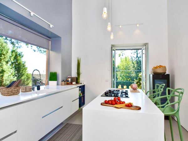Sicily Four Bedroom Luxury Vacation Villa in the Wine Region