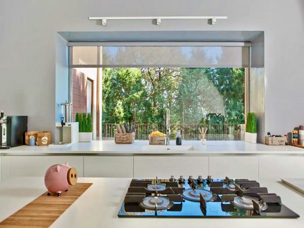 Sicily Four Bedroom Luxury Vacation Villa in the Wine Region
