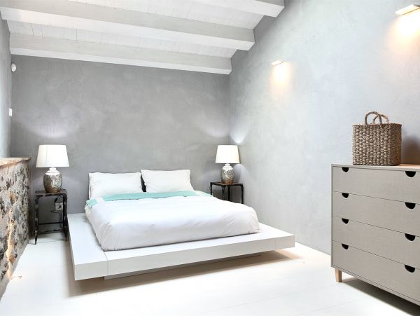 Sicily Four Bedroom Luxury Vacation Villa in the Wine Region