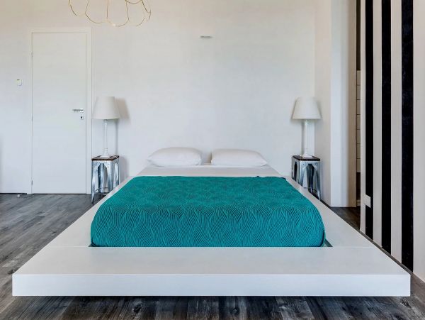 Sicily Four Bedroom Luxury Vacation Villa in the Wine Region