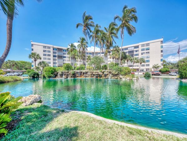 Siesta Key Vacation Condo Two Bedroom