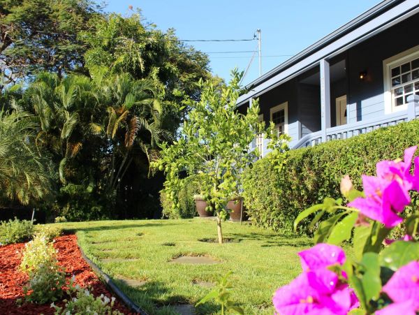 Oceanview Five Bedroom vacation Home in Kailua-Kona