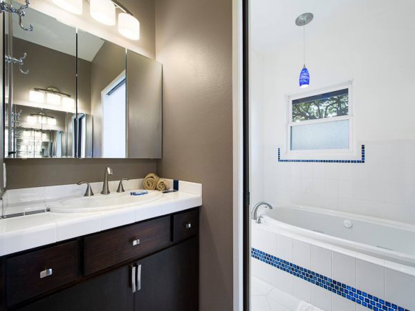 Oceanview Five Bedroom vacation Home in Kailua-Kona