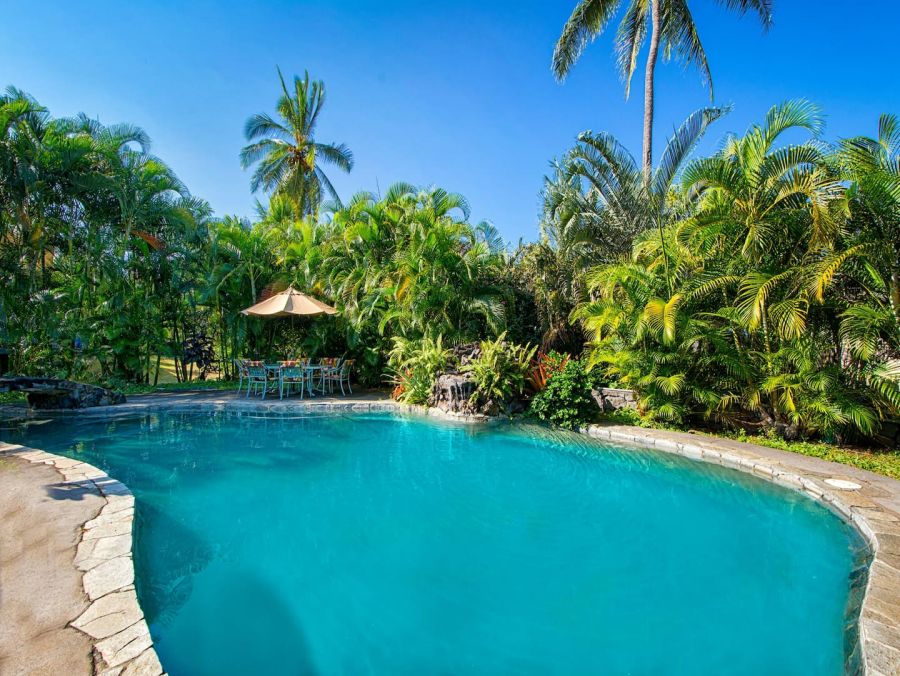 Oceanview Five Bedroom vacation Home in Kailua-Kona