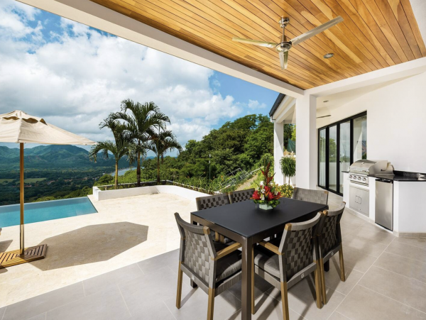 Dreamy Four Bedroom Luxury Villa The Ultimate Escape