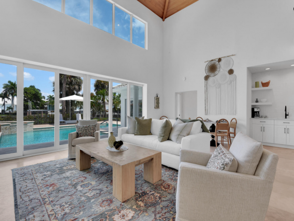 Very Short walk to the beach in the Moorings Naples area - additional view, photo 5
