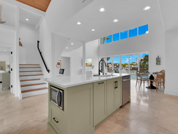 Very Short walk to the beach in the Moorings Naples area - additional view, photo 3