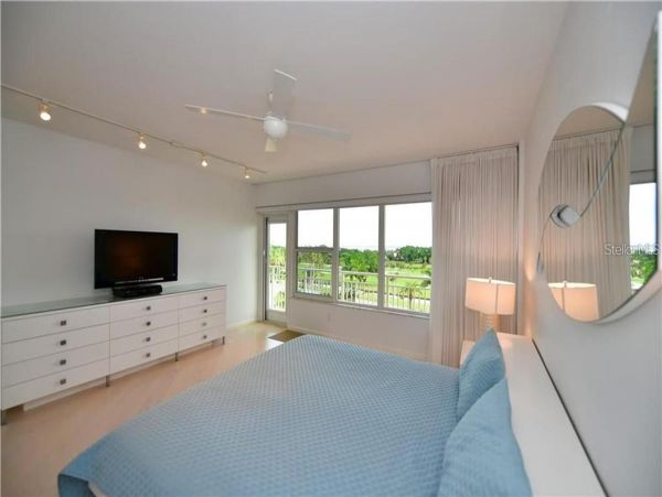 On Beach Longboat Key Vacation Condo two Bedroom