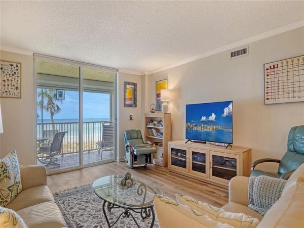 Longboat Key Beachfront Condo with 2 Bedroom