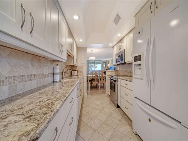 Longboat Key Beachfront Condo with 2 Bedroom