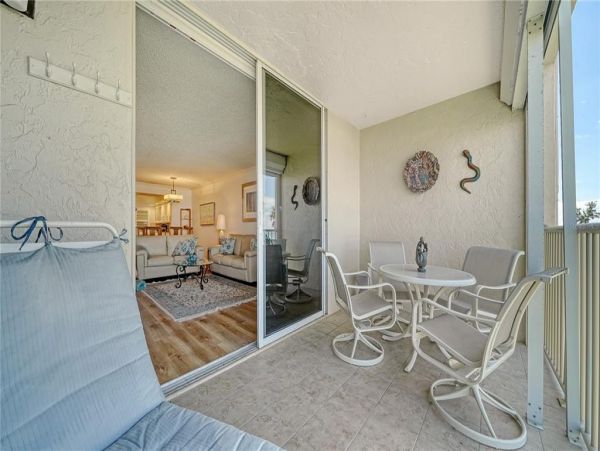 Longboat Key Beachfront Condo with 2 Bedroom