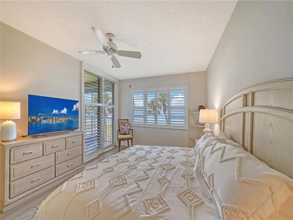 Longboat Key Beachfront Condo with 2 Bedroom