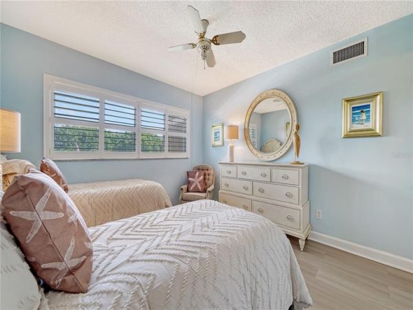 Longboat Key Beachfront Condo with 2 Bedroom