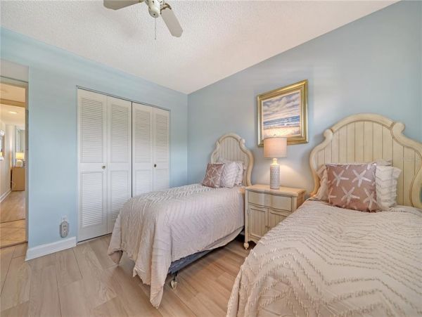 Longboat Key Beachfront Condo with 2 Bedroom