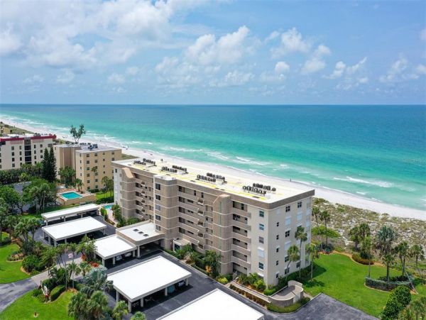Longboat Key Beachfront Condo with 2 Bedroom