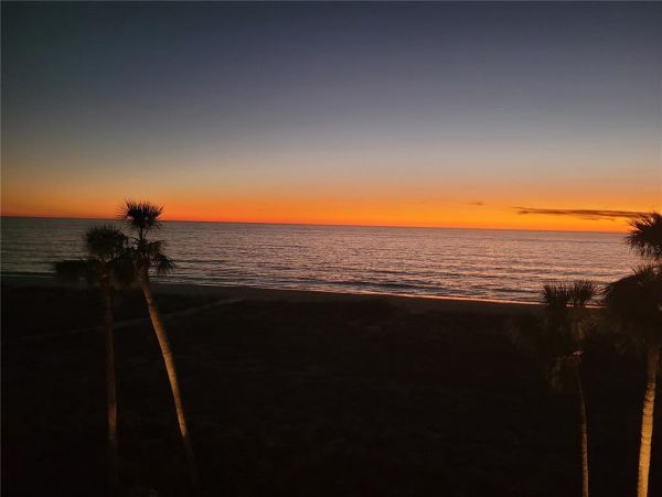 Longboat Key Beachfront Condo with 2 Bedroom