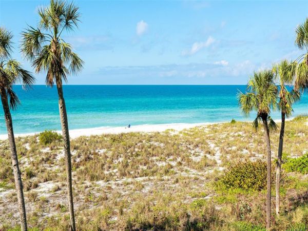 Longboat Key Beachfront Condo with 2 Bedroom