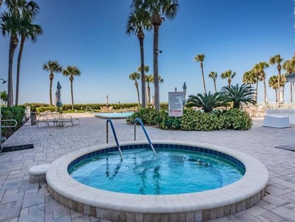 Beachfront Two Bedroom Vacation Rental Condo in Longboat Key