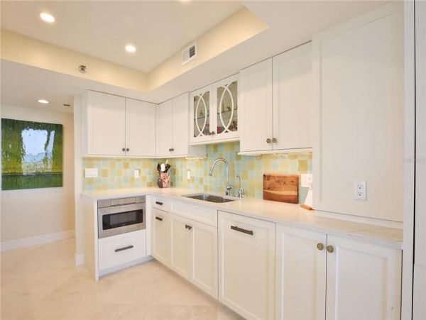 Fabulous Bayview Condo with 2 Bedroom in Longboat Key
