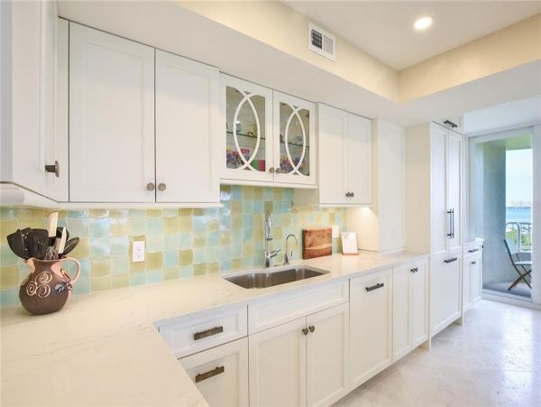 Fabulous Bayview Condo with 2 Bedroom in Longboat Key
