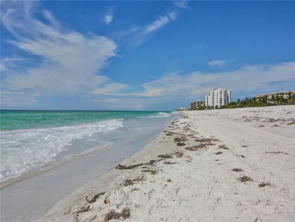 Fabulous Bayview Condo with 2 Bedroom in Longboat Key