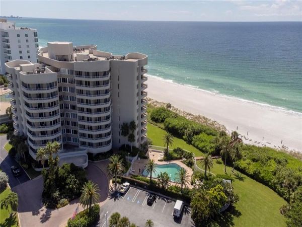 Fabulous Bayview Condo with 2 Bedroom in Longboat Key