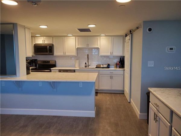 Longboat Key Vacation Condo Two Bedroom Gulf Front