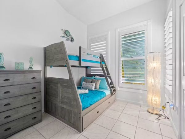 Holmes Beach Three Bedroom Luxury Vacation Rental