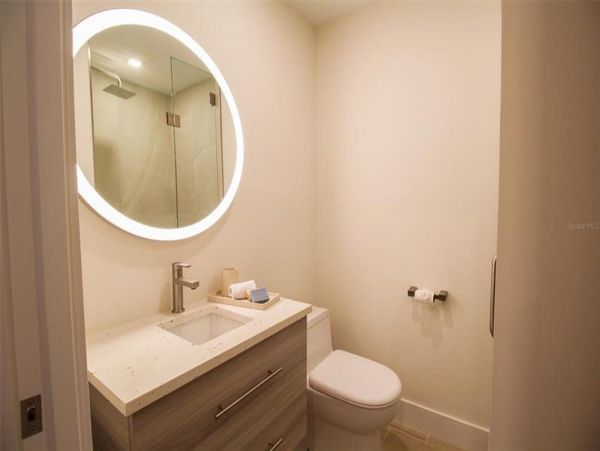 Gulf Front Longboat Key Vacation Condo Two Bedroom