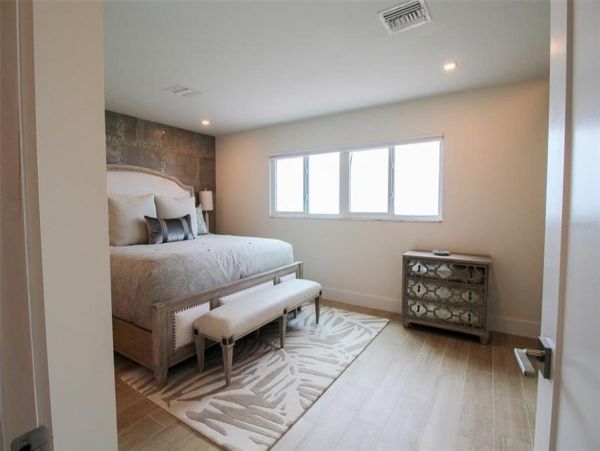 Gulf Front Longboat Key Vacation Condo Two Bedroom
