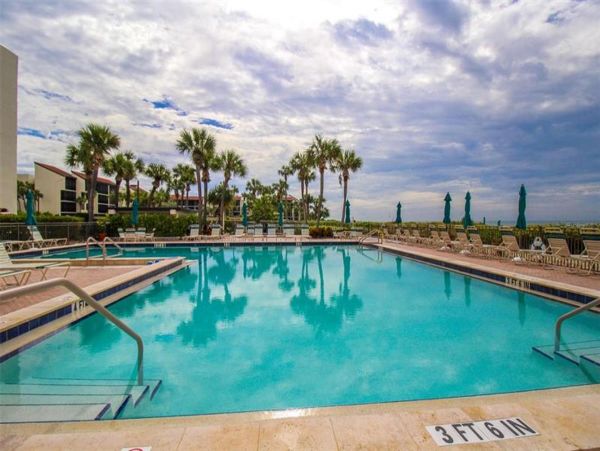 Gulf Front Longboat Key Vacation Condo Two Bedroom