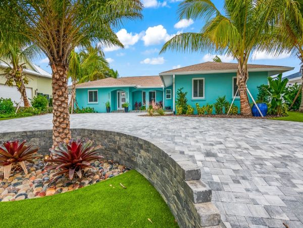 Bradenton Vacation Pool Home Three Bedroom