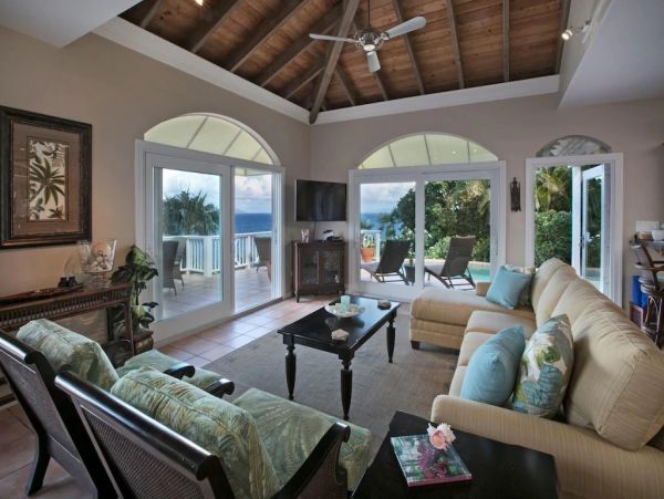 The Ideal 5 Bedroom Vacation Getaway in St. Thomas