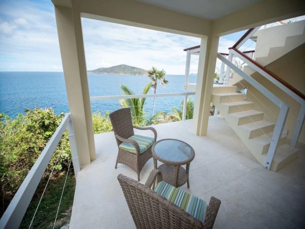 The Ideal 5 Bedroom Vacation Getaway in St. Thomas