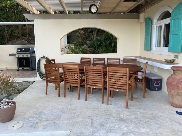 The Ideal 5 Bedroom Vacation Getaway in St. Thomas