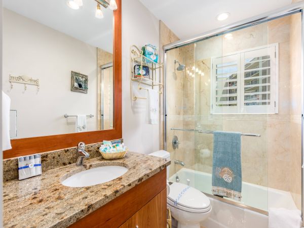 Eight Bedroom Beachfront Vacation Home in Jensen Beach