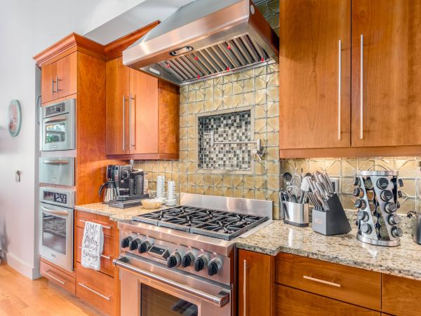Eight Bedroom Beachfront Vacation Home in Jensen Beach